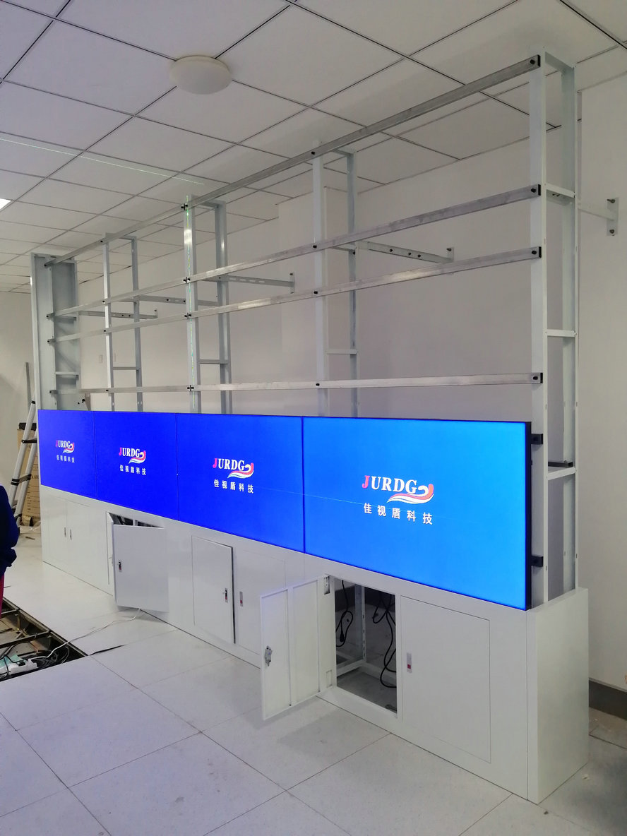 北京火車站55寸3.5mm3X4拼接屏機柜項目